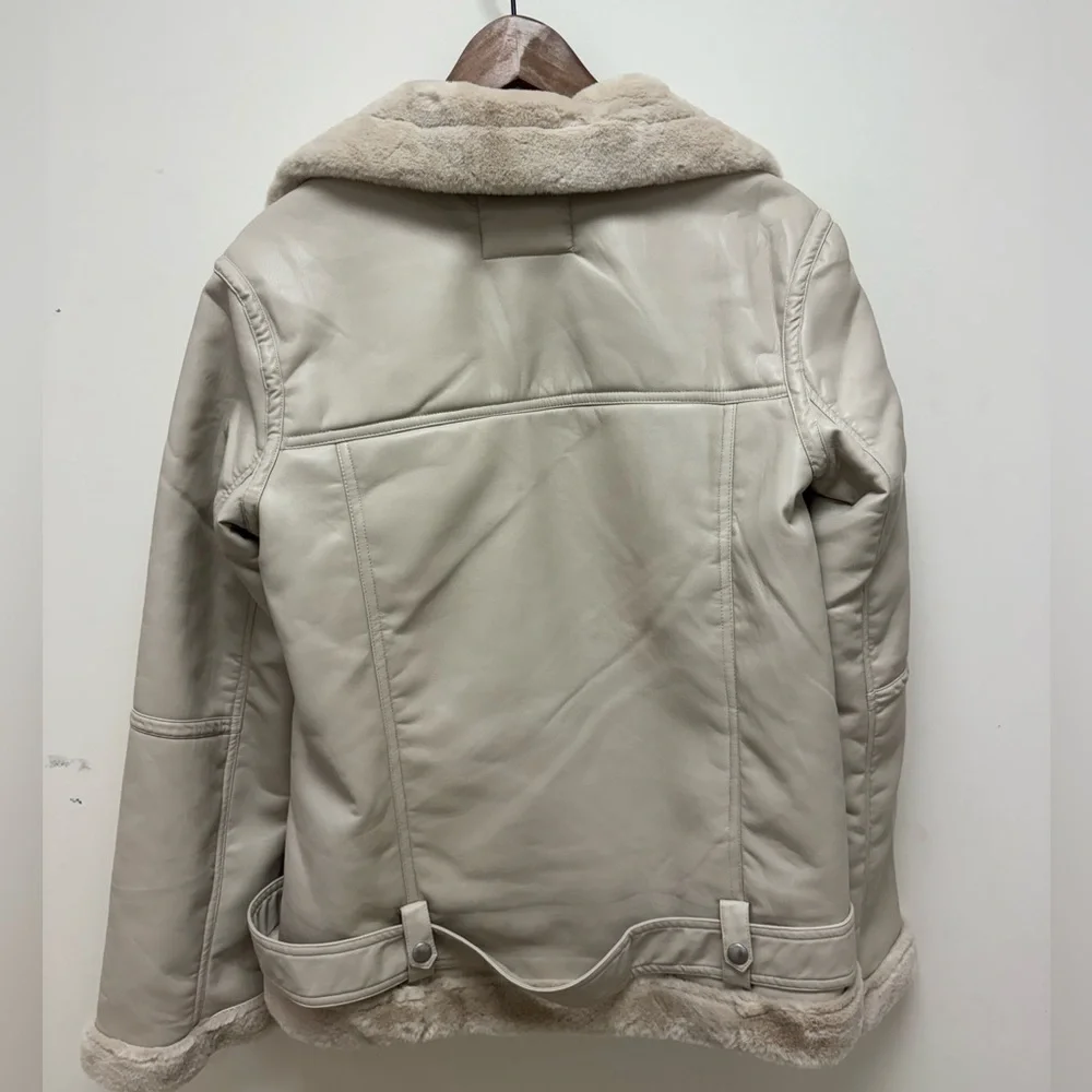 NEW Blank NYC Oversized Downtown Love Vegan Leather Jacket size extra small - Picture 7 of 7